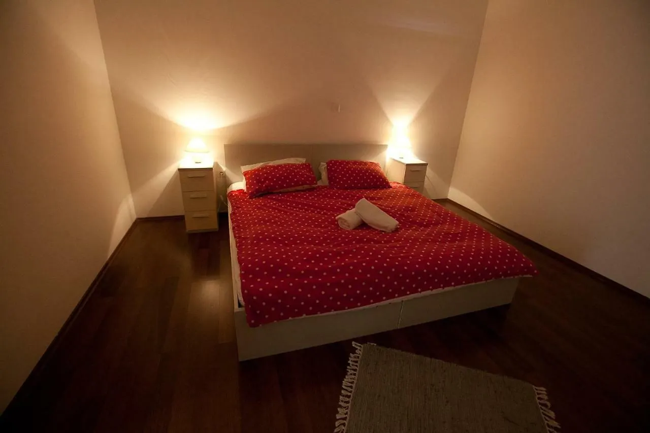 Apartment Seaview Holiday House Mali Rog Zadar Croatia